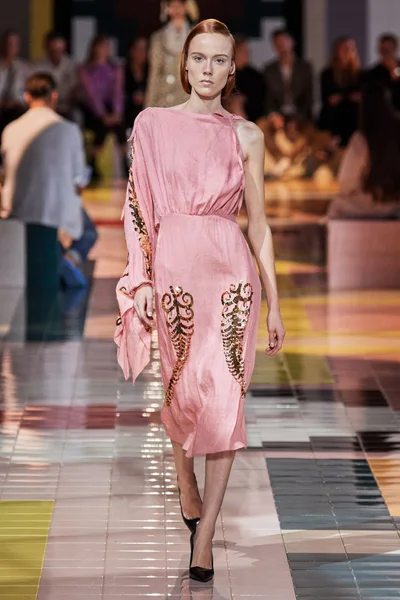 Look 40